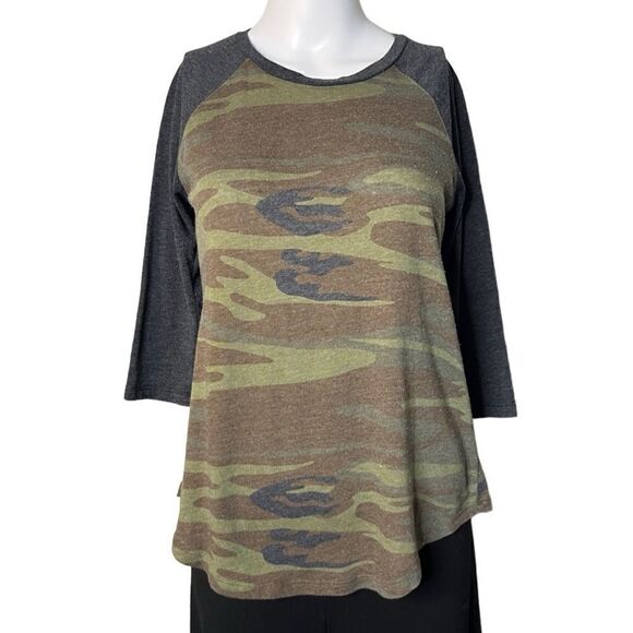 White Crow Camouflage 3/4 Baseball Tee Green & Dark Grey Size XS - Picture 1 of 4